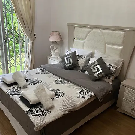 Luxurious 6 Min From With Sea Views Marbella