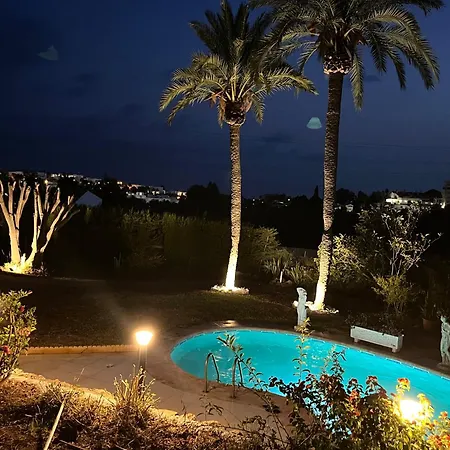 Luxurious 6 Min From With Sea Views Marbella