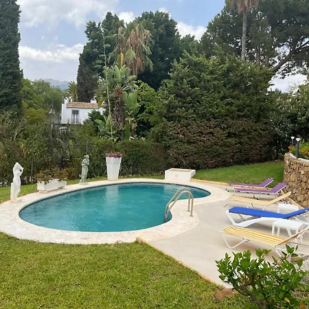 Luxurious 6 Min From With Sea Views