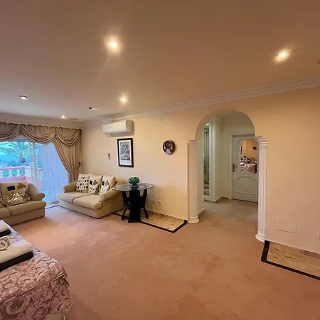 Luxurious 6 Min From With Sea Views